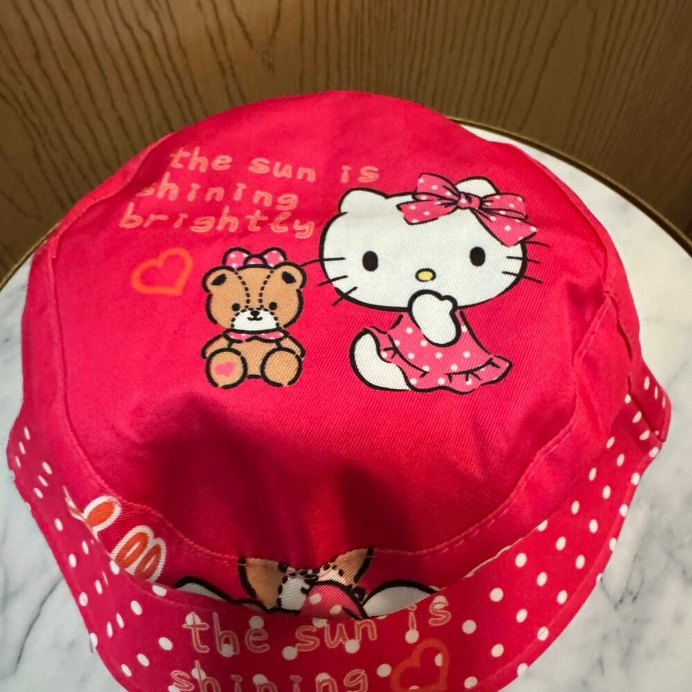 Hello Kitty hat - Picture 5 of 5